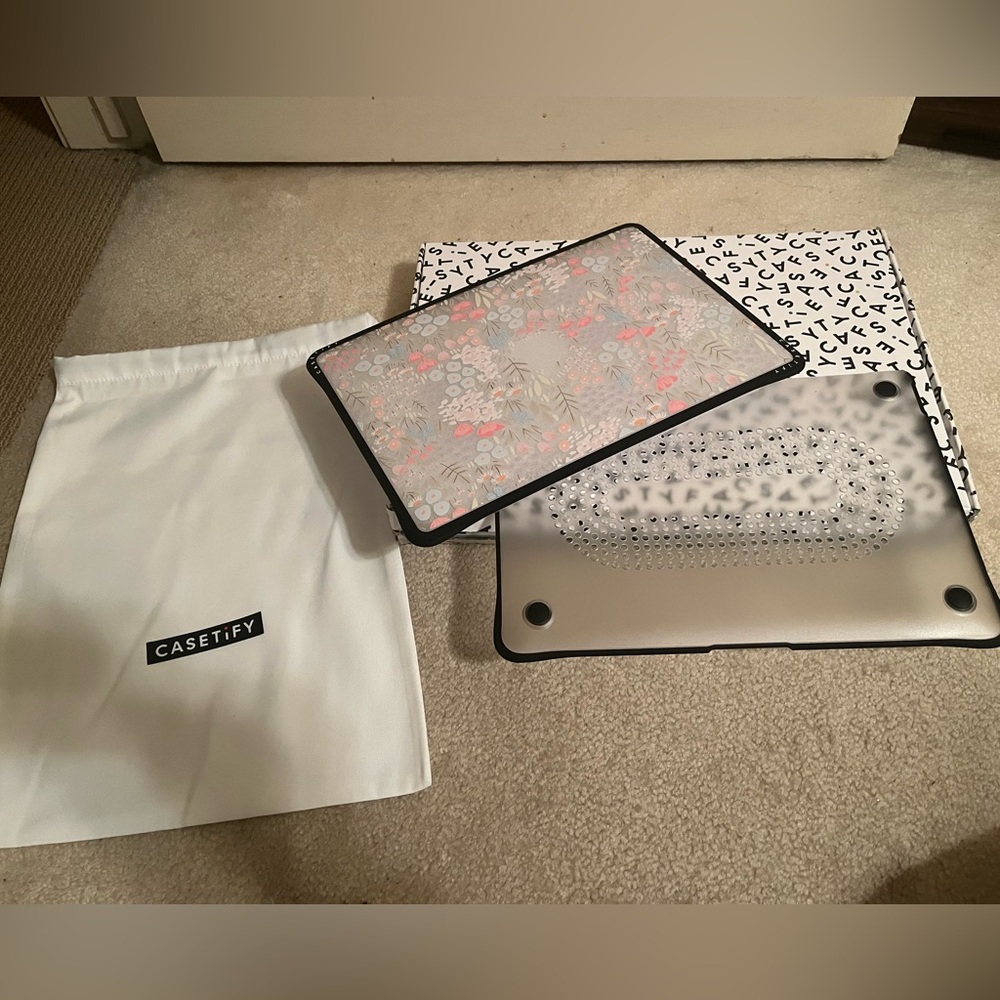CASETIFY MacBook Air 13